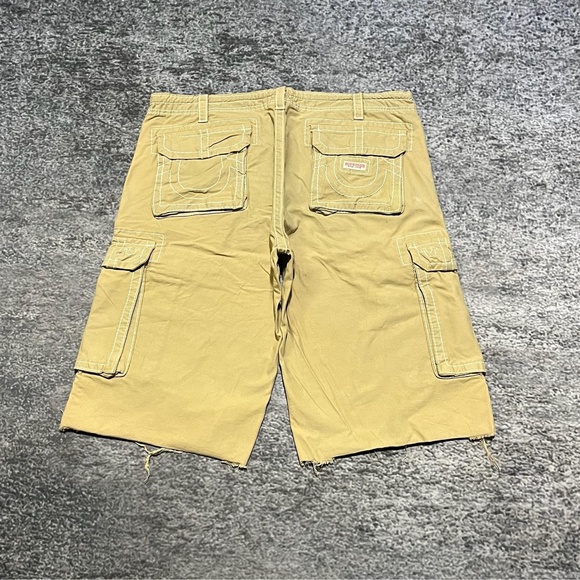 True Religion Cargo Shorts Mens 38 Beige Vintage Y2K Hip-Hop Baggy - Picture 1 of 14